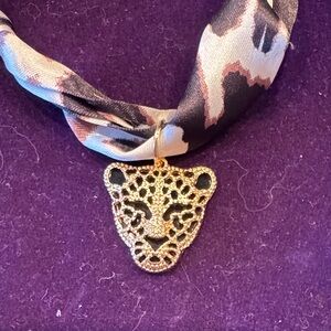 NWOT - Gold Leopard Pendant Scarf Necklace - Women Jewelry